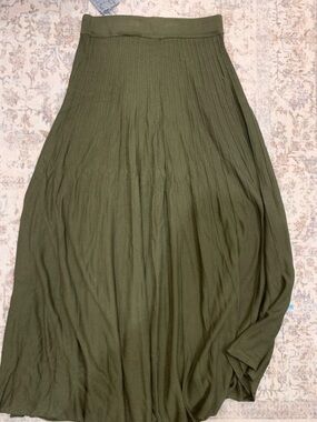 KOTN Olive Maxi Pleated Skirt